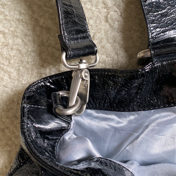 Kenneth Cole large pleather crossbody handbag - Picture 8 of 15